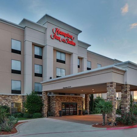 Hampton Inn & Suites Fort Worth/Forest Hill Exterior photo